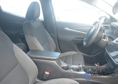 2023 Chevrolet Bolt Euv Fwd Lt z USA, uszkodzony, nr VIN 1G1FY6S05P4154590